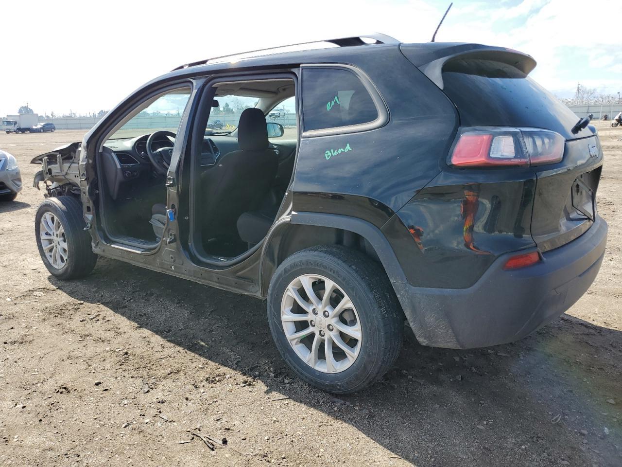 2020 Jeep Cherokee Latitude - Image 2