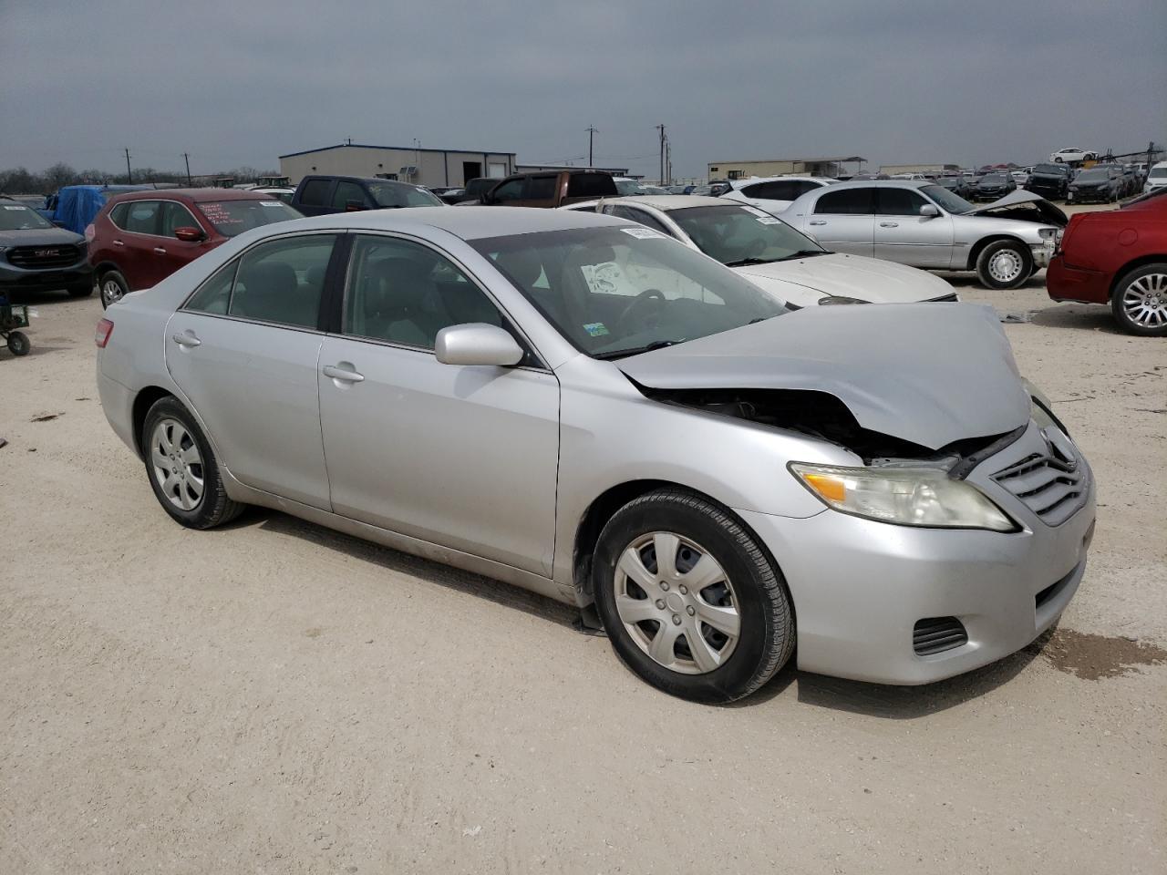 2011 Toyota Camry Base - Фото 4