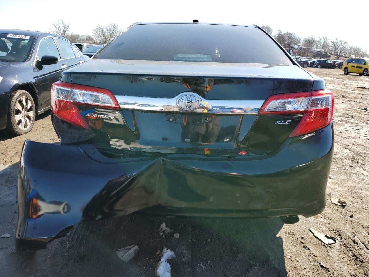 2013 Toyota Camry Se - Image 6