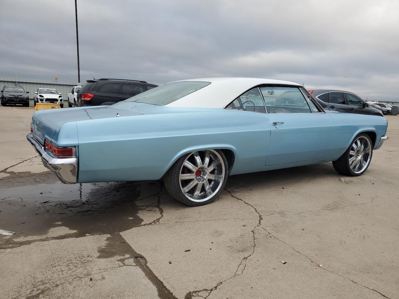 1966 Chevrolet Impala Lt - Image 3