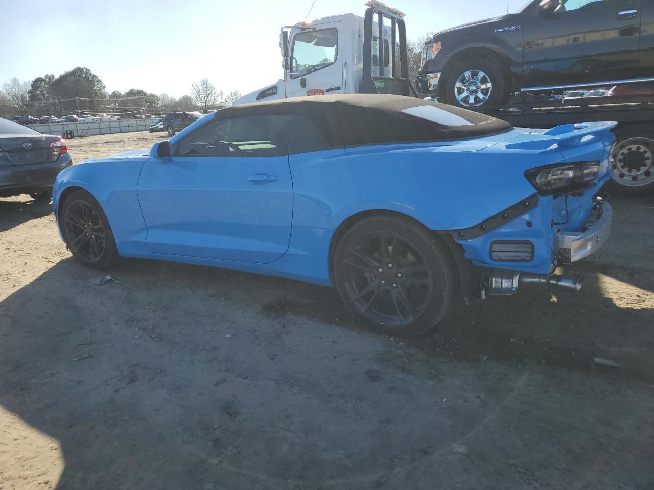 2022 Chevrolet Camaro Ls - Фото 2