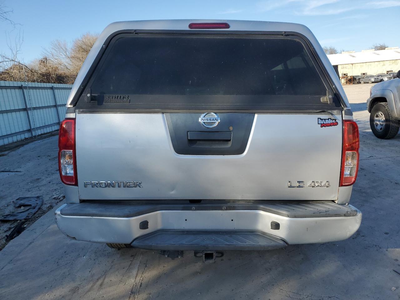 2007 Nissan Frontier Crew Cab Le - Image 6