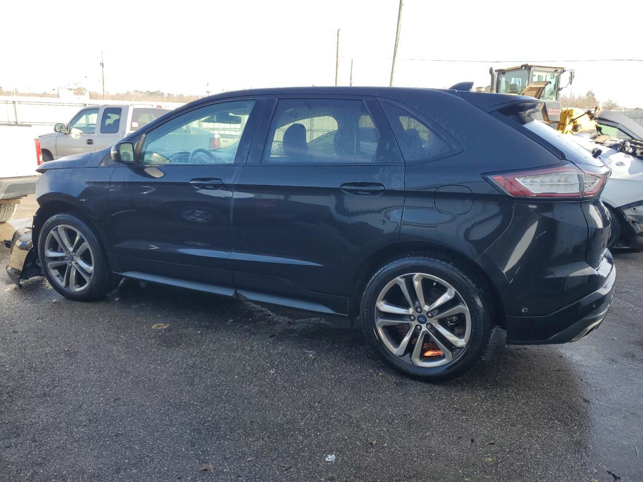 2015 Ford Edge Sport - Image 2