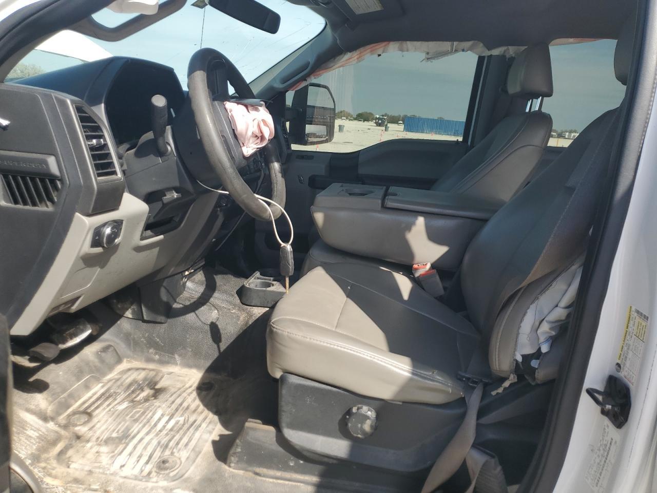 2019 Ford F250 Super Duty - Фото 7