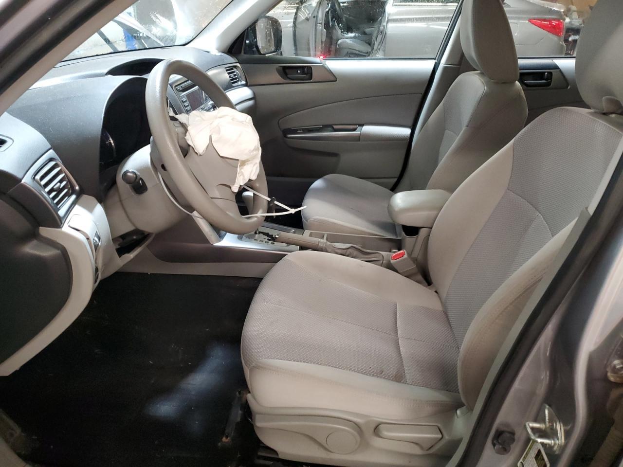 2011 Subaru Forester 2.5X - Фото 7