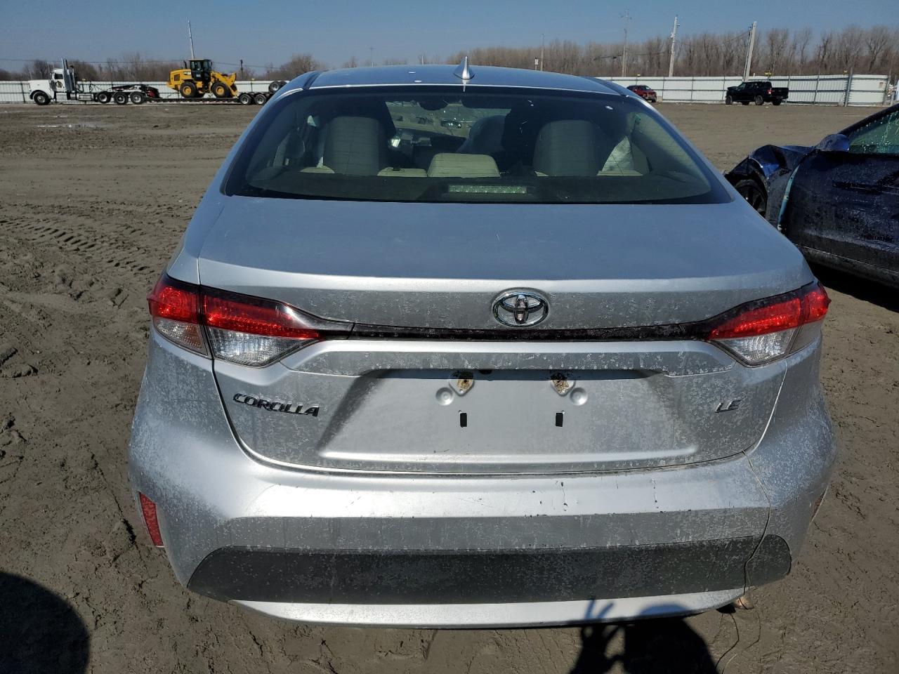 2021 Toyota Corolla Le - Image 6