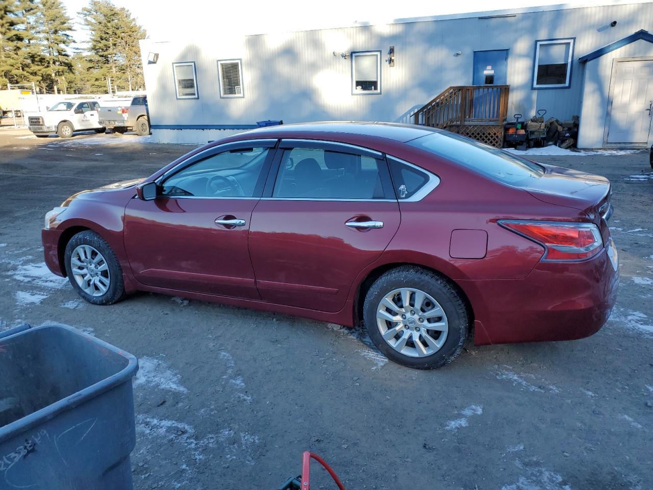 2015 Nissan Altima 2.5 - Фото 2