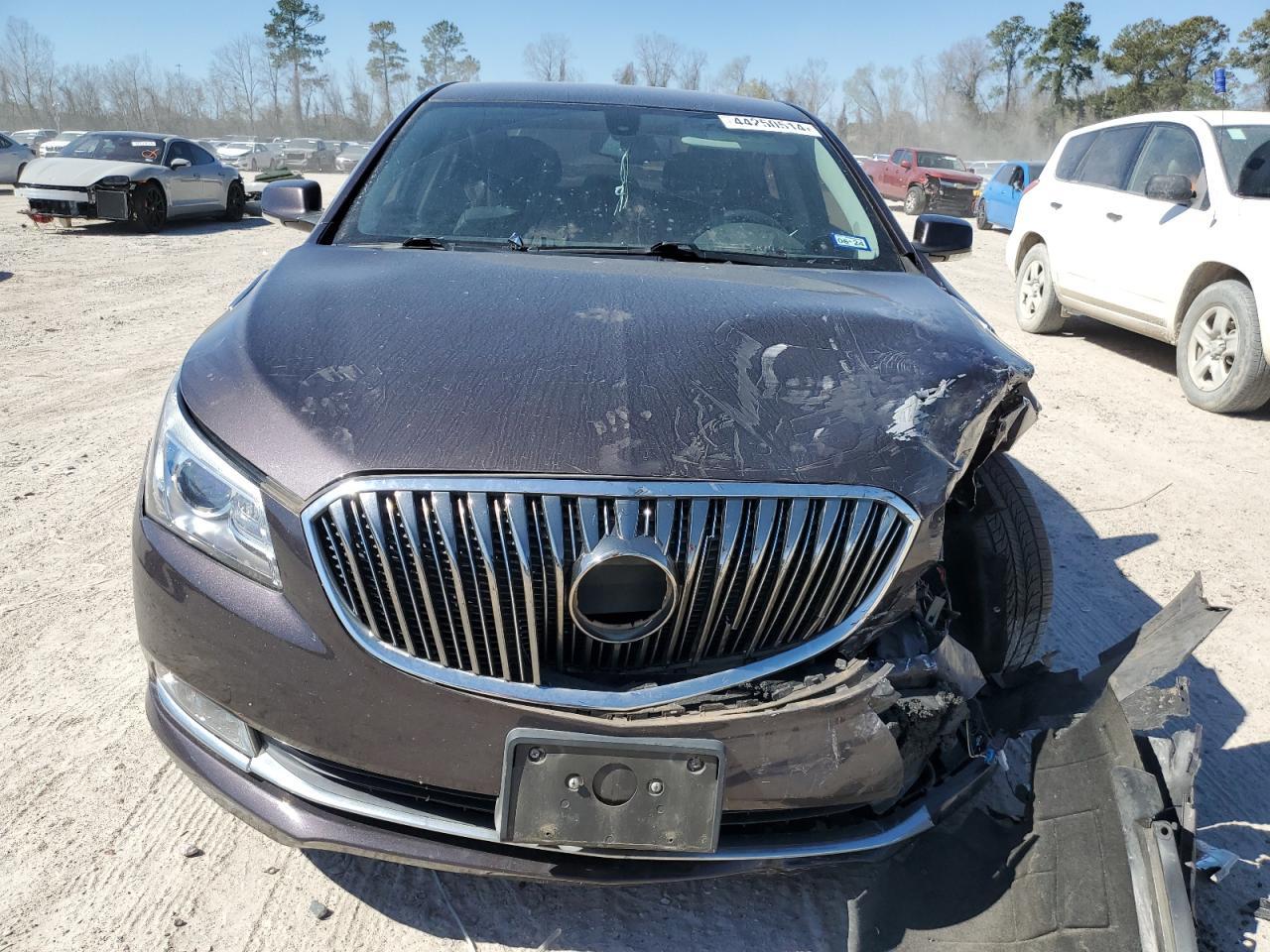 2015 Buick Lacrosse - Image 5