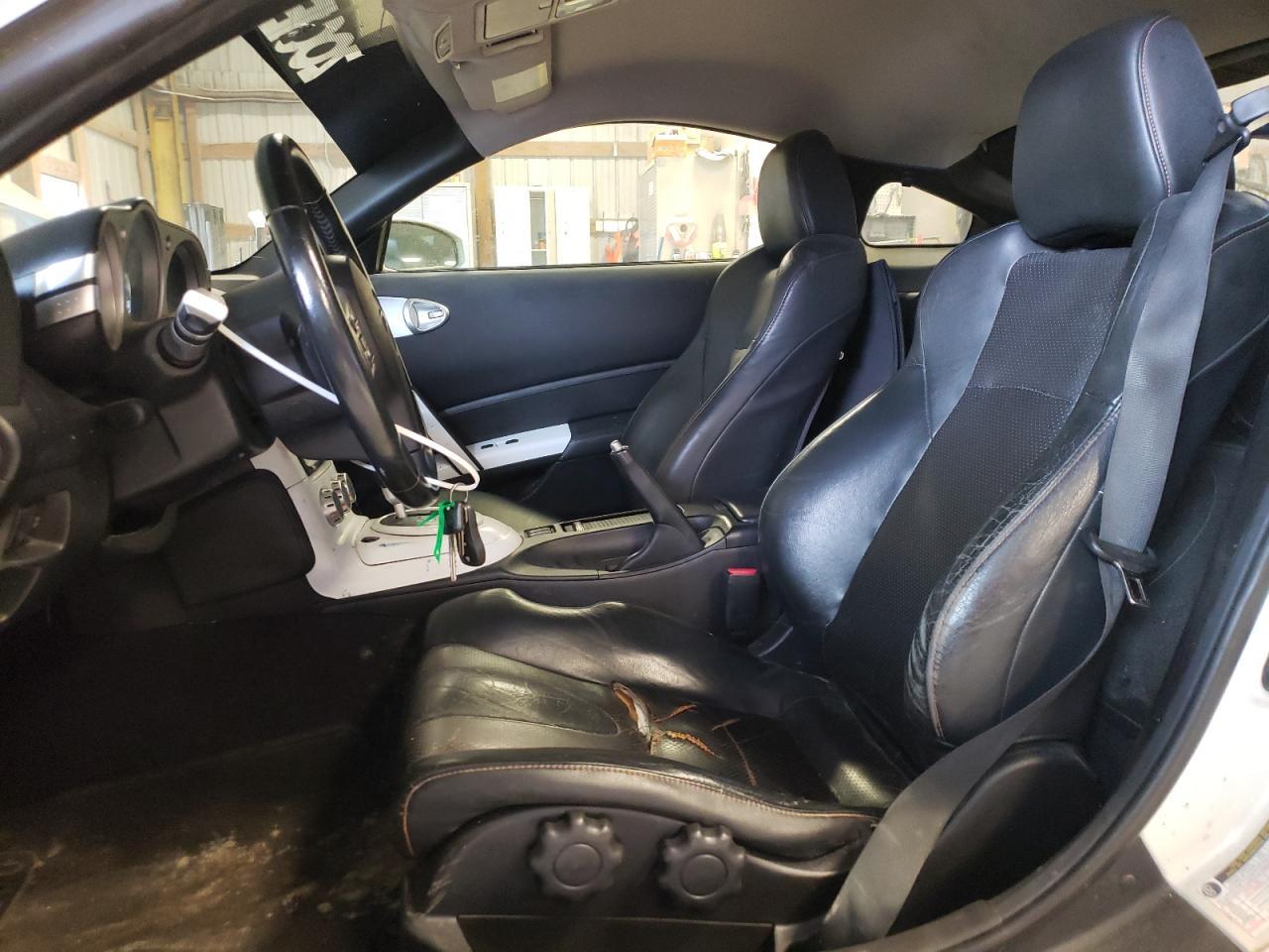2007 Niss 350Z - Image 7