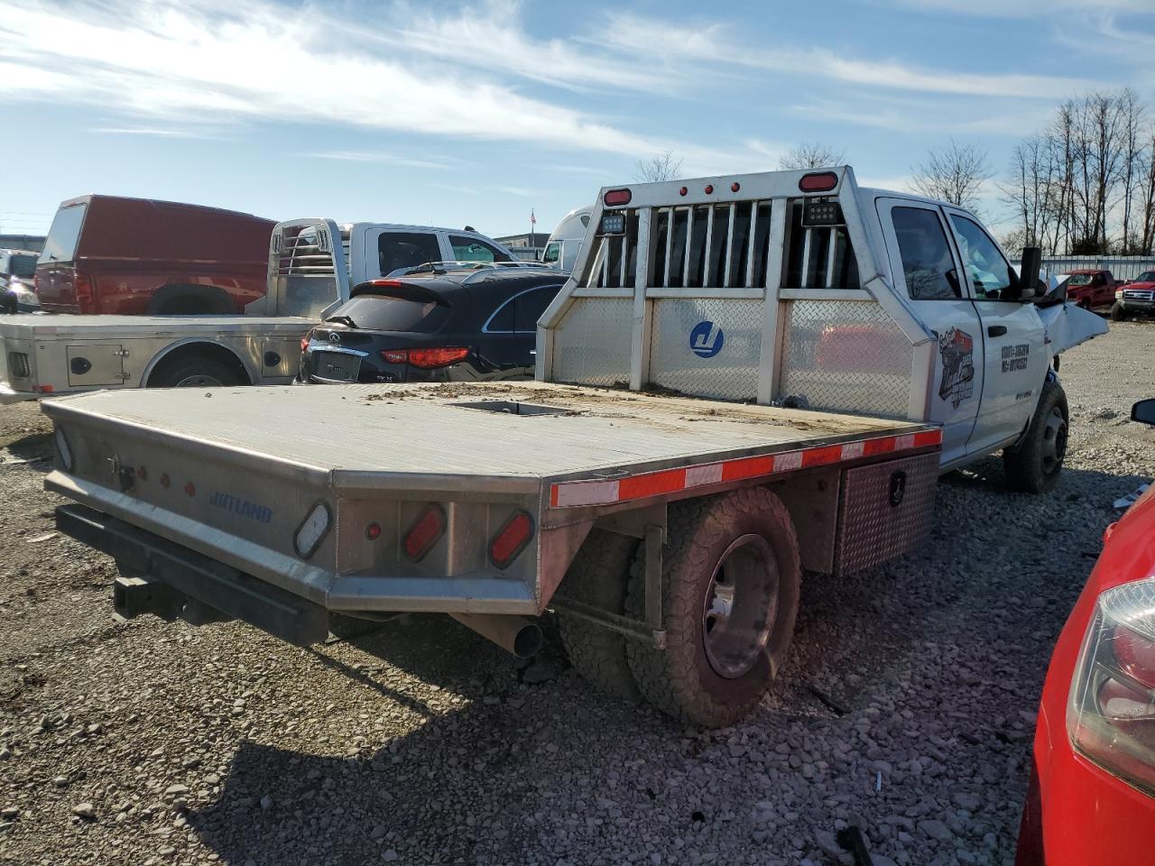 2022 Ram 3500 - Image 3