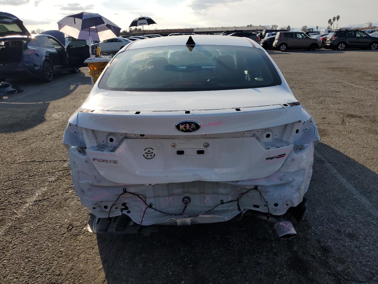 2021 Kia Forte Gt Line - Фото 6