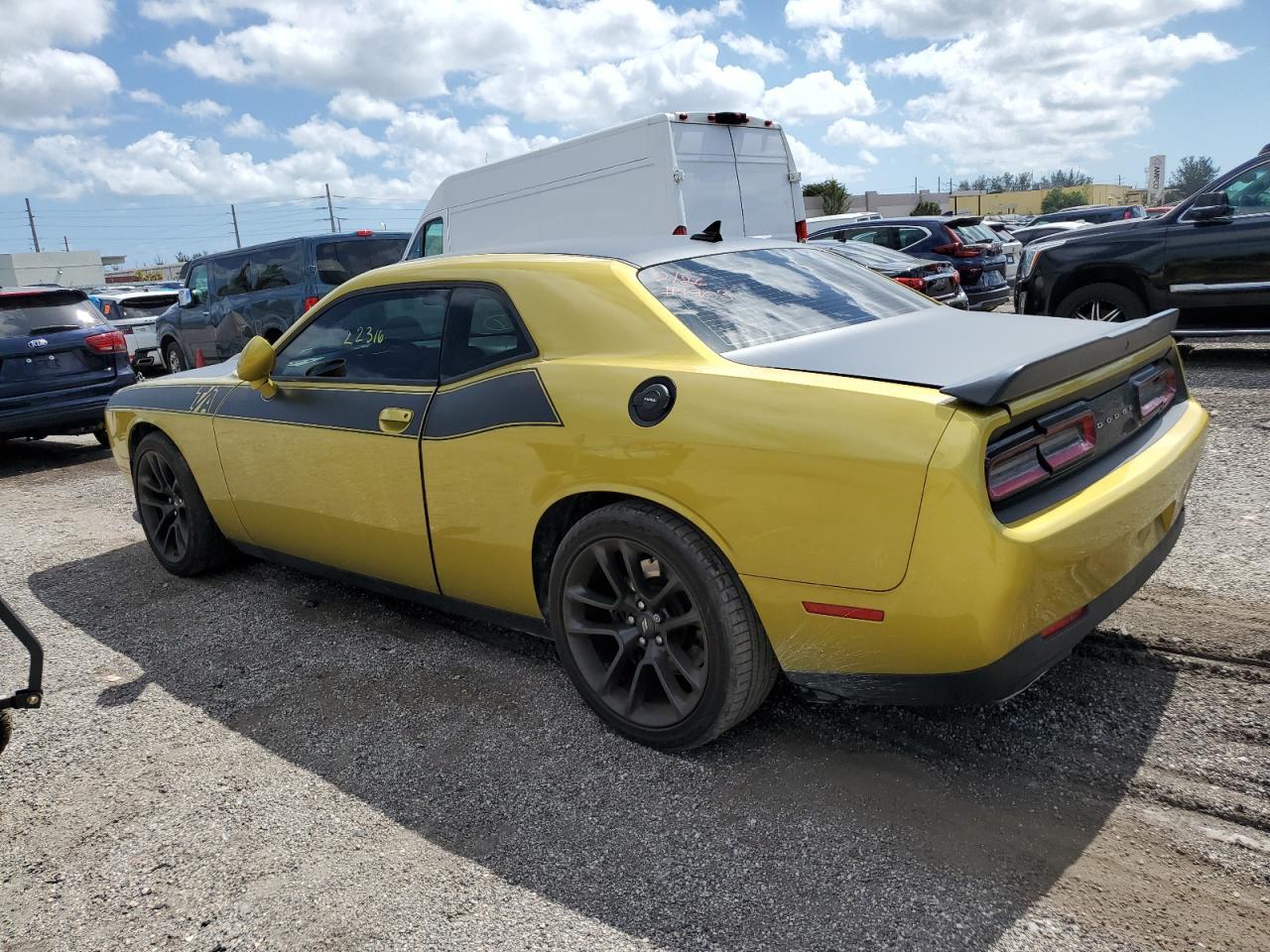 2021 Dodge Challenger R/T - Фото 2