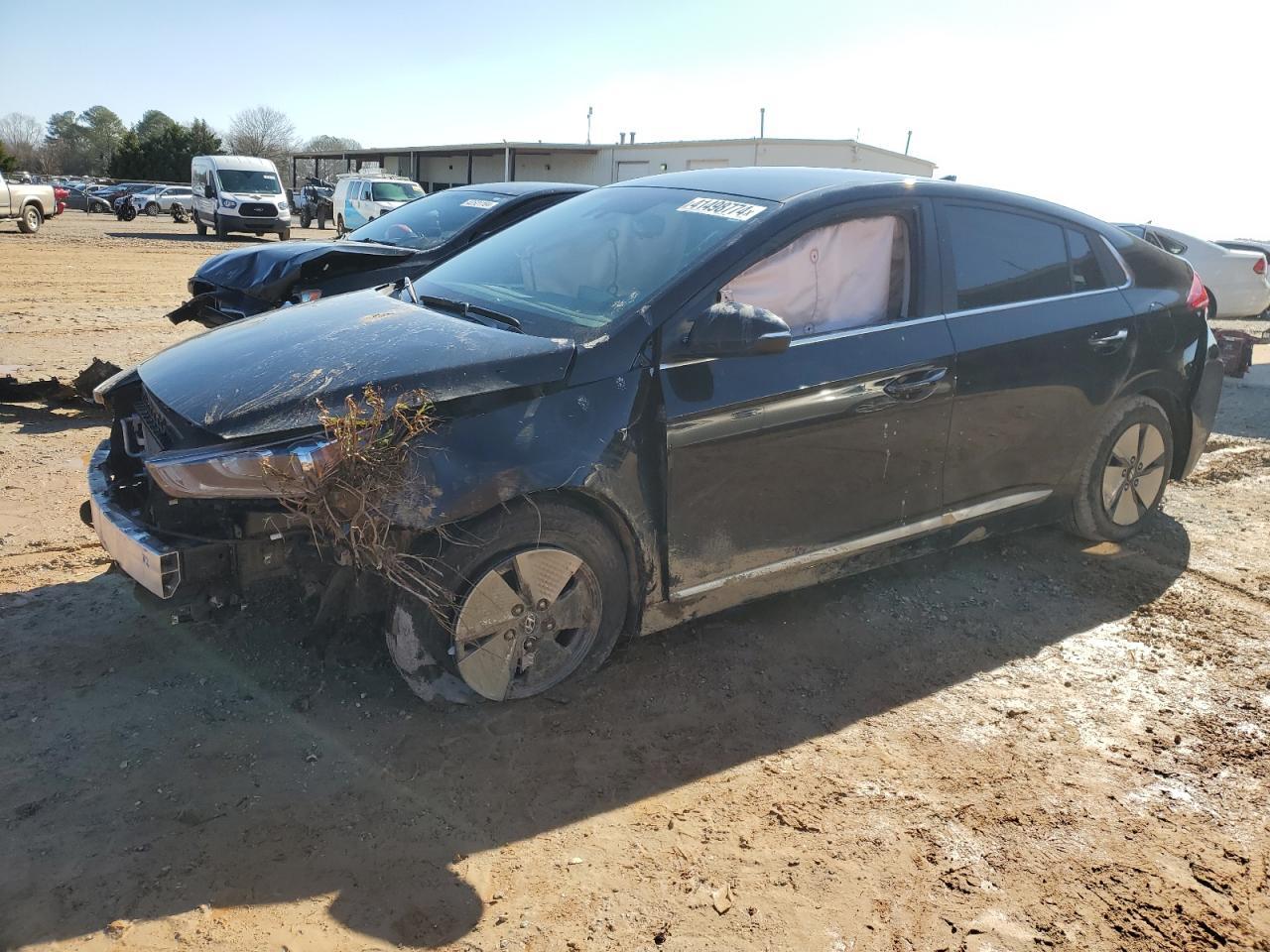 2022 Hyundai Ioniq Se