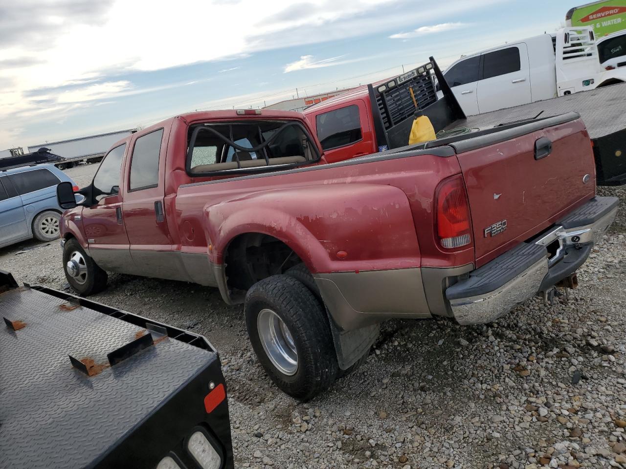 2002 Ford F350 Super Duty - Фото 2