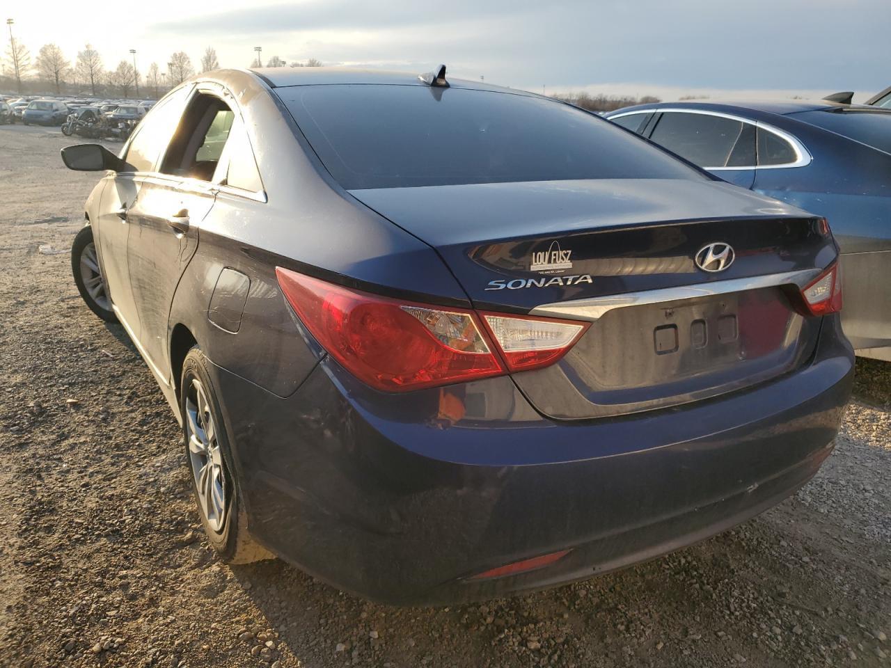 2011 Hyundai Sonata Gls - Image 2