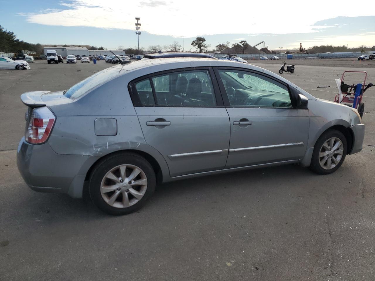 2012 Nissan Sentra 2.0 - Image 3