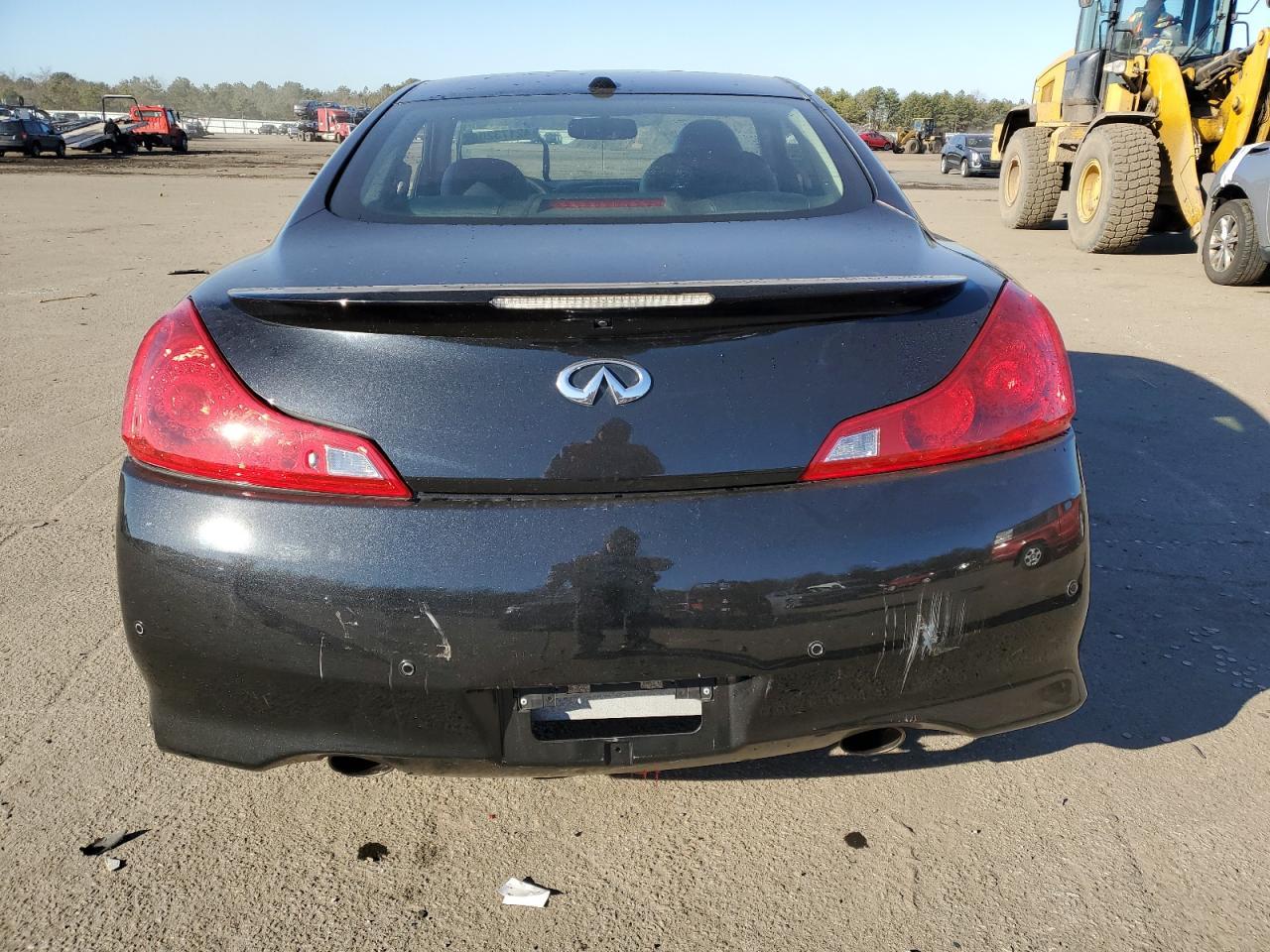 2010 Infiniti G37 - Image 6