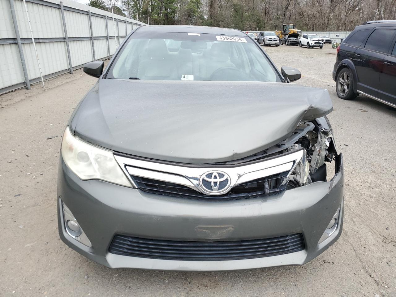 2012 Toyota Camry Base - Image 5