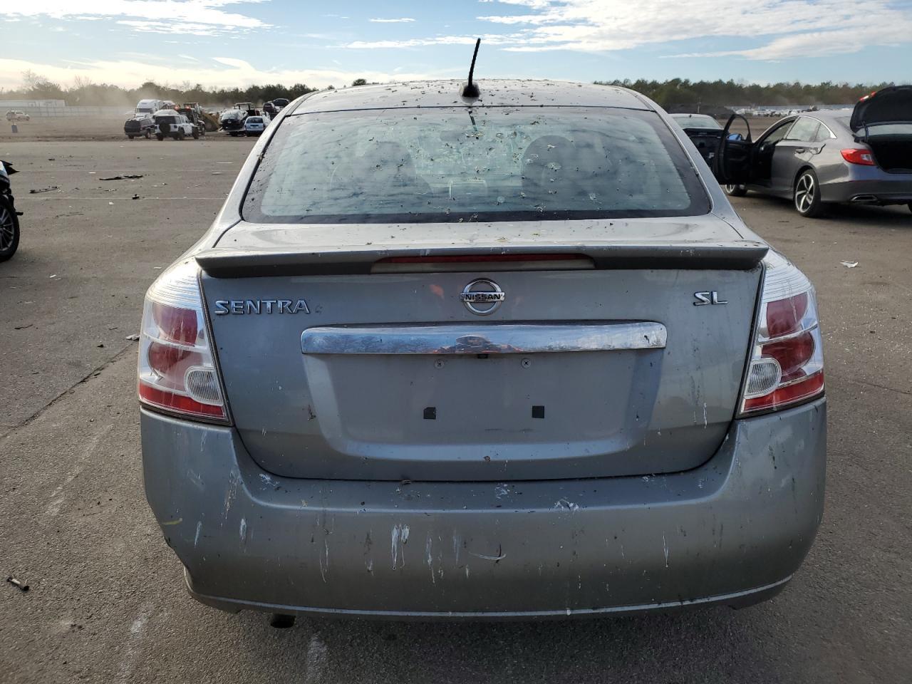 2012 Nissan Sentra 2.0 - Image 6