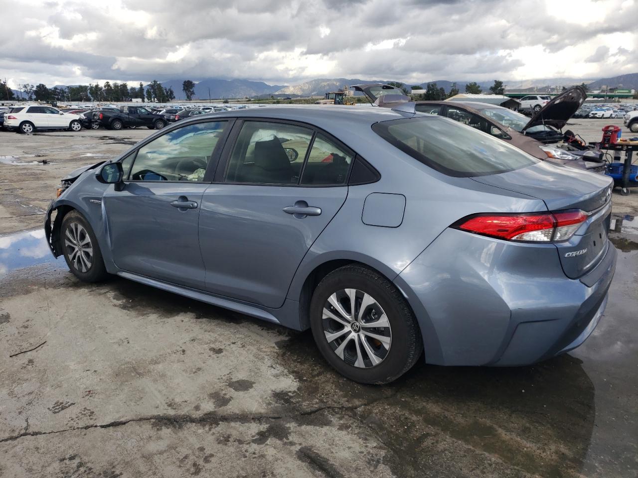 2020 Toyota Corolla Le - Фото 2