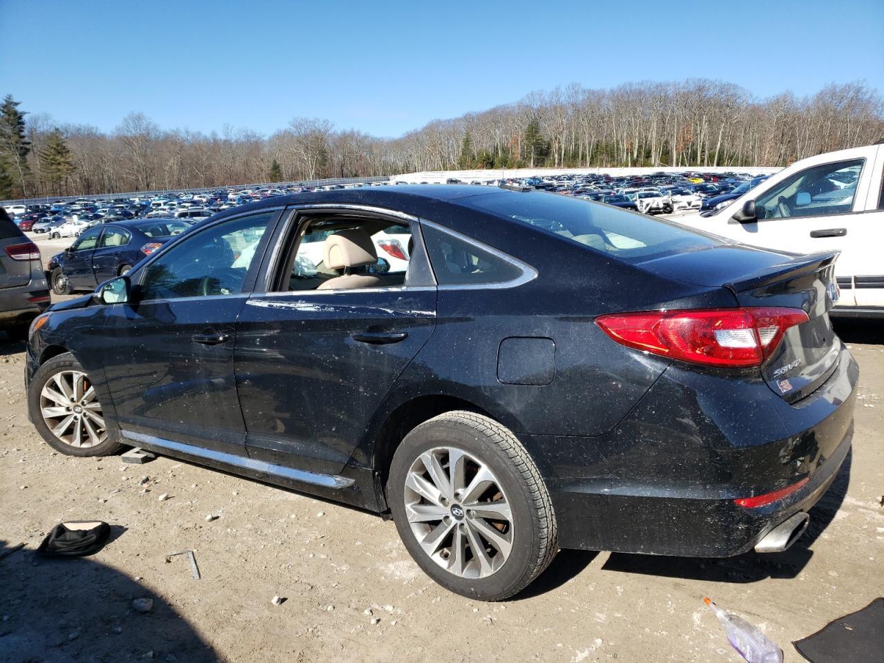 2016 Hyundai Sonata Sport - Image 2