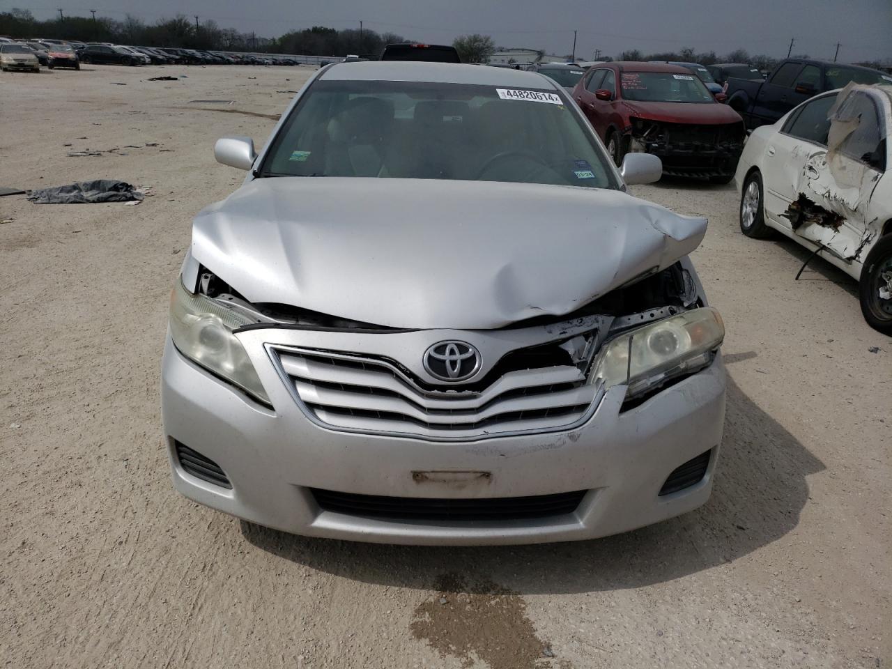 2011 Toyota Camry Base - Фото 5