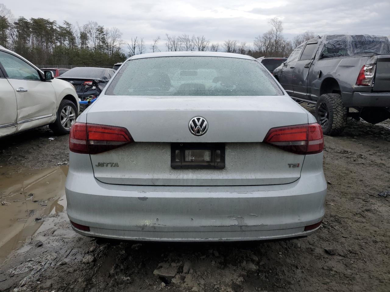 2017 Volkswagen Jetta S - Фото 6