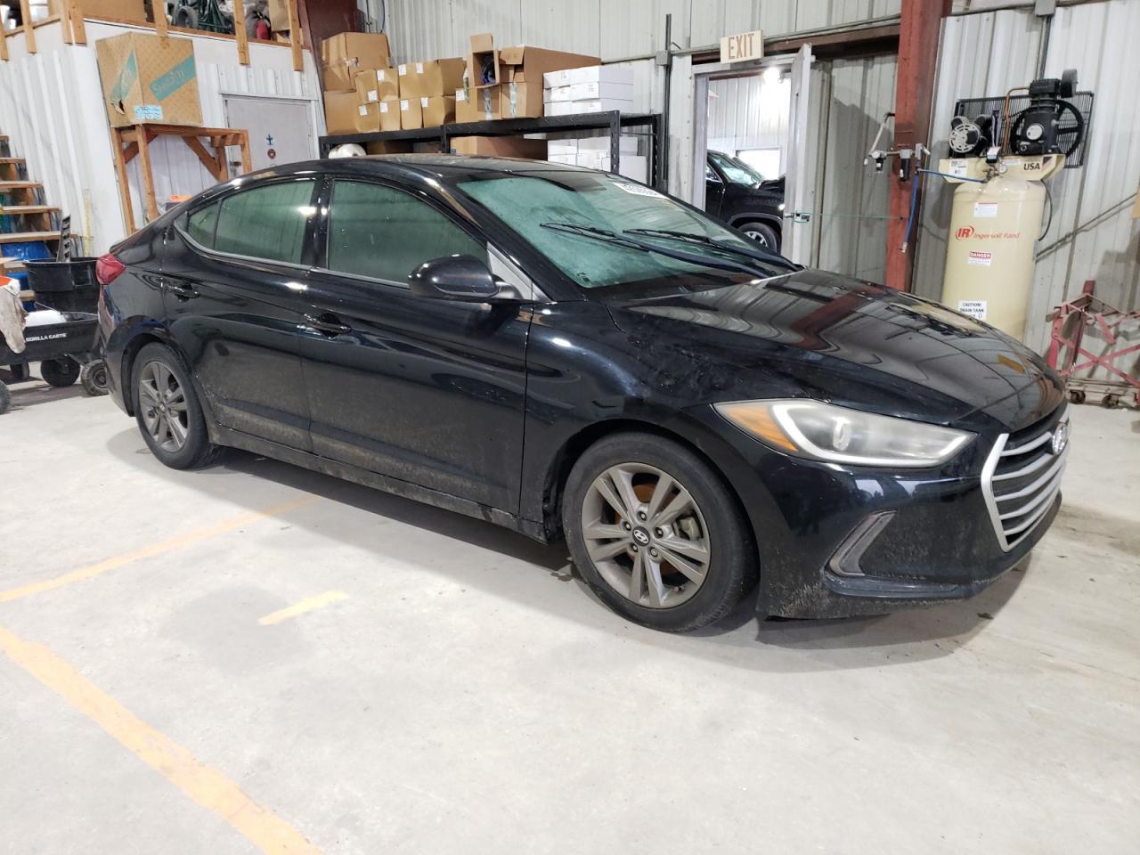 2017 Hyundai Elantra Se - Image 4