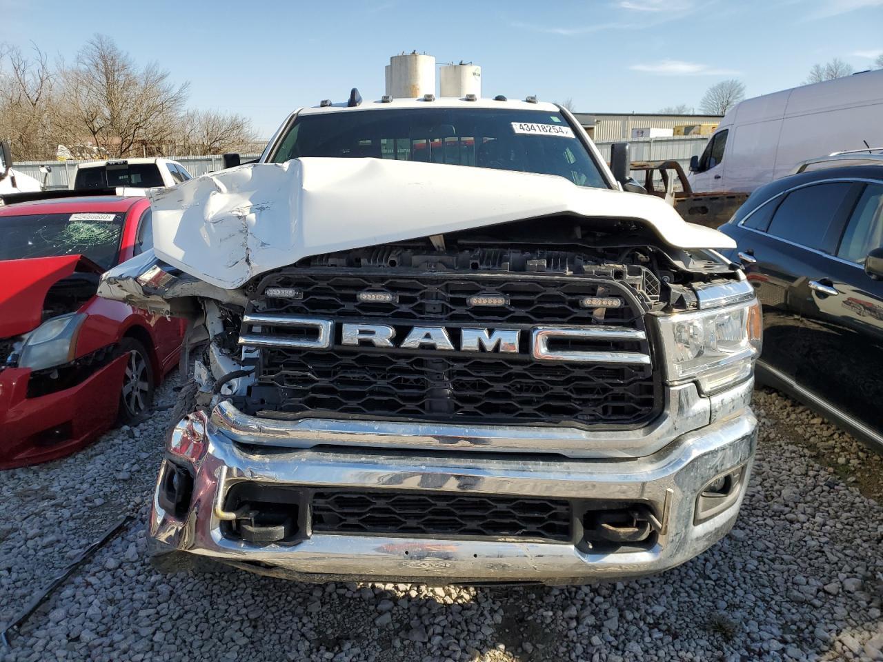 2022 Ram 3500 - Image 5
