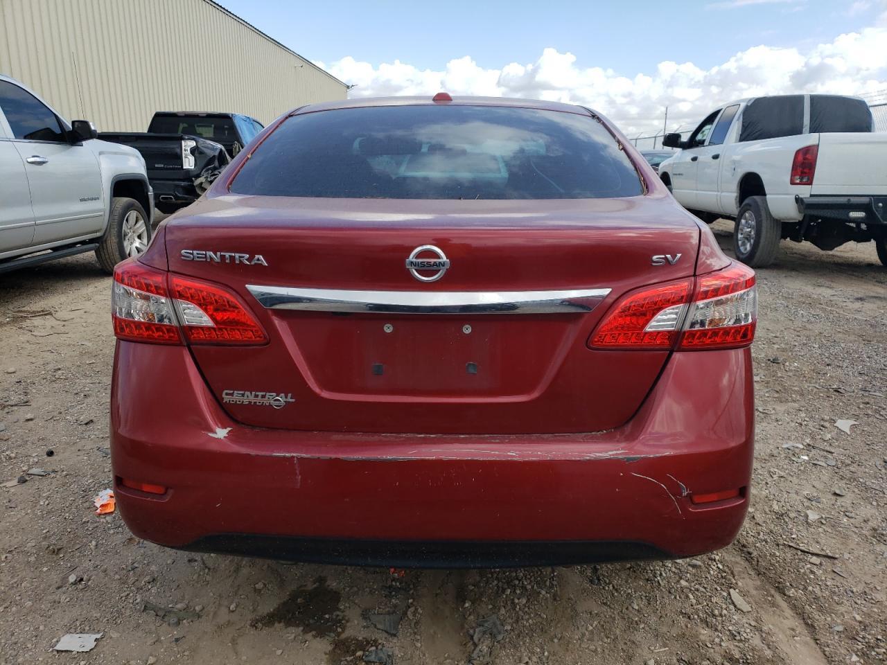 2015 Nissan Sentra S - Фото 6