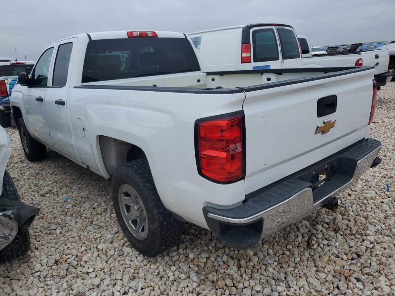 2016 Chevrolet Silverado C1500 - Фото 2