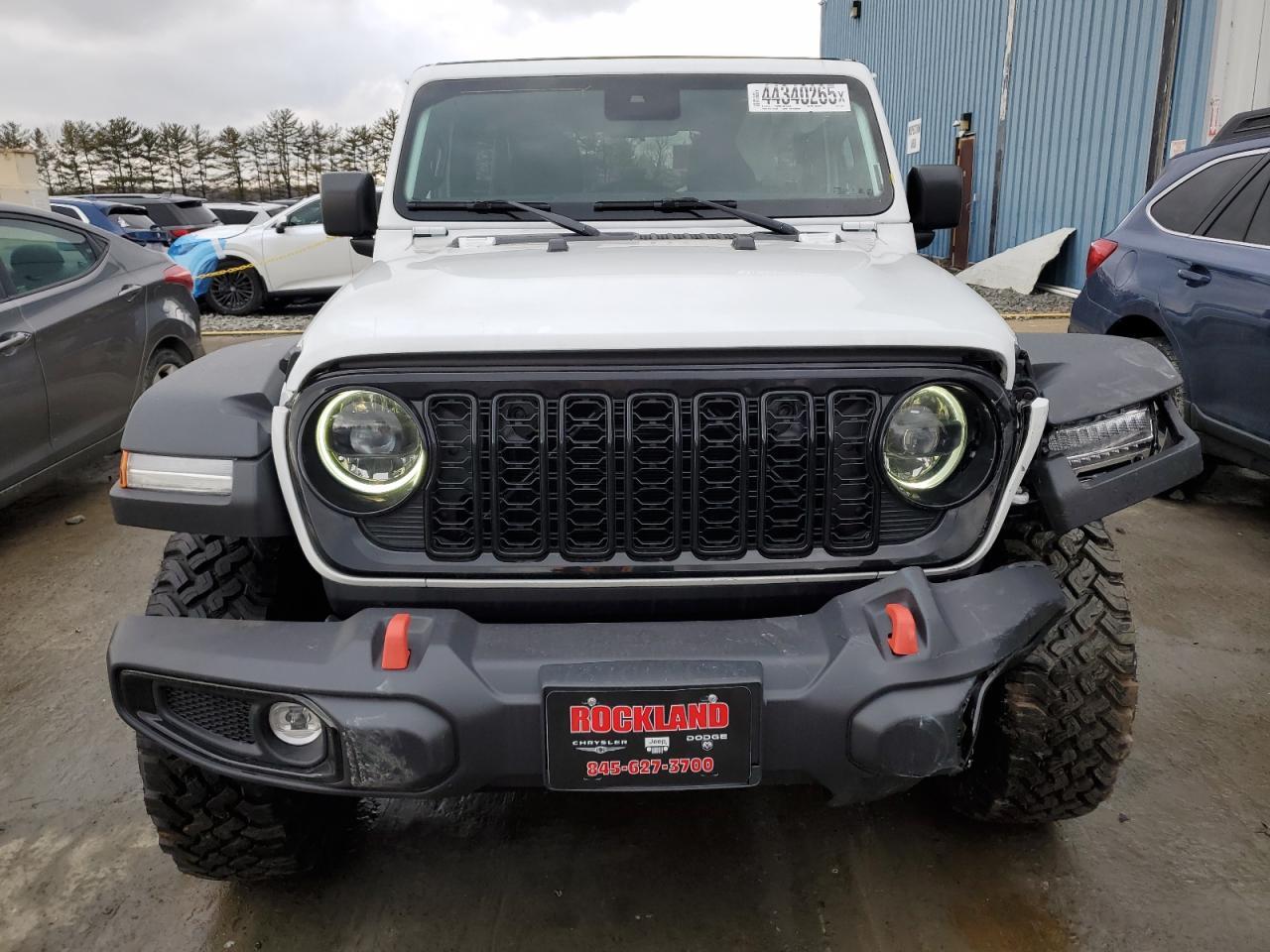 2025 Jeep Wrangler Sport - Image 5