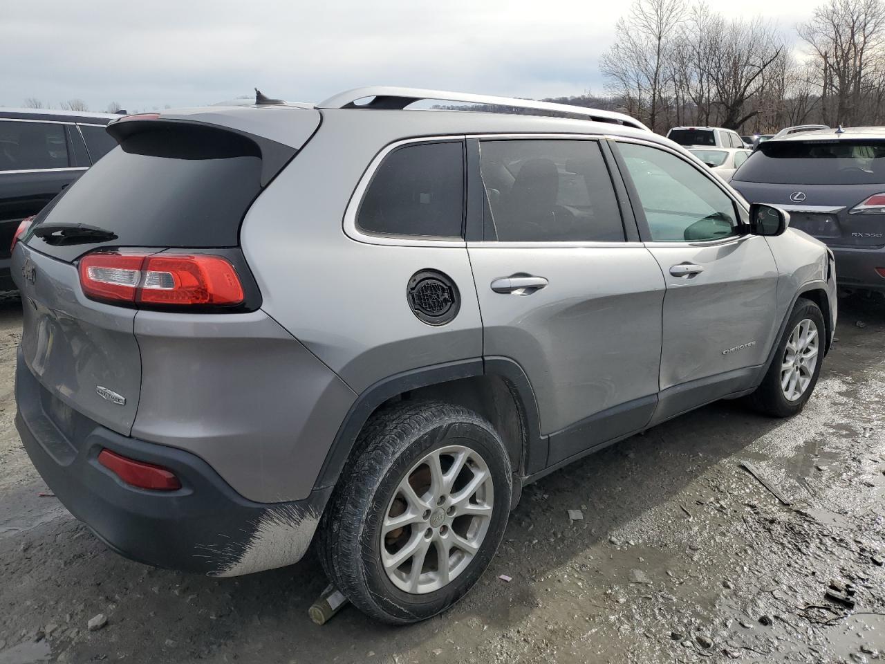 2015 Jeep Cherokee Latitude - Фото 3