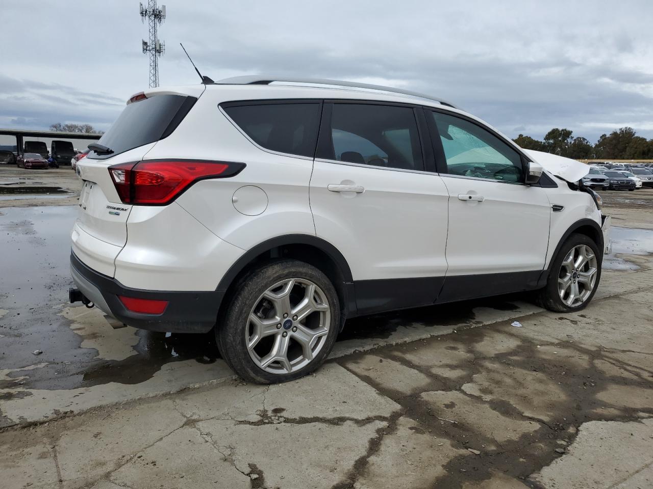 2019 Ford Escape Titanium - Фото 3