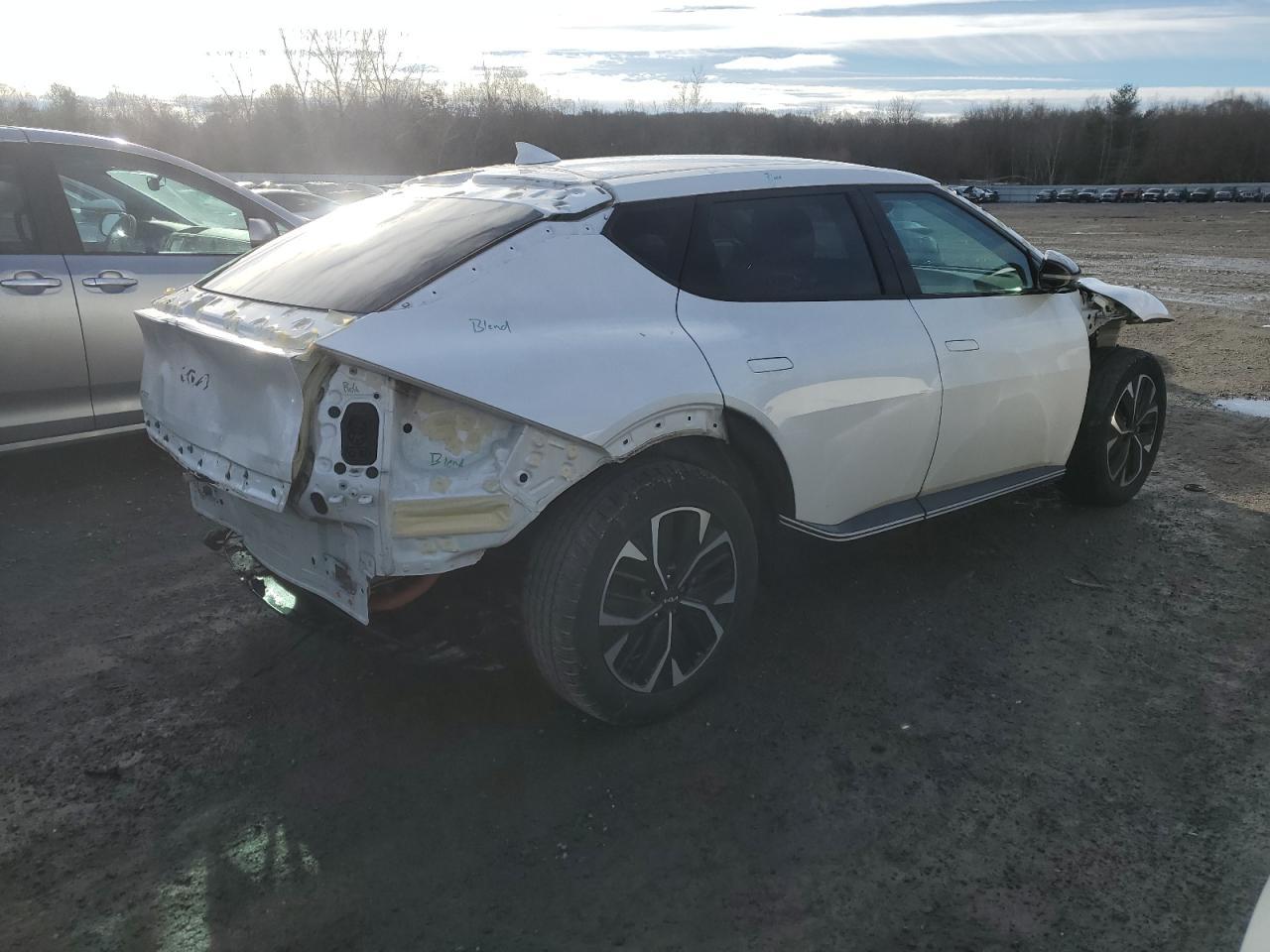 2022 Kia Ev6 Wind - Фото 3