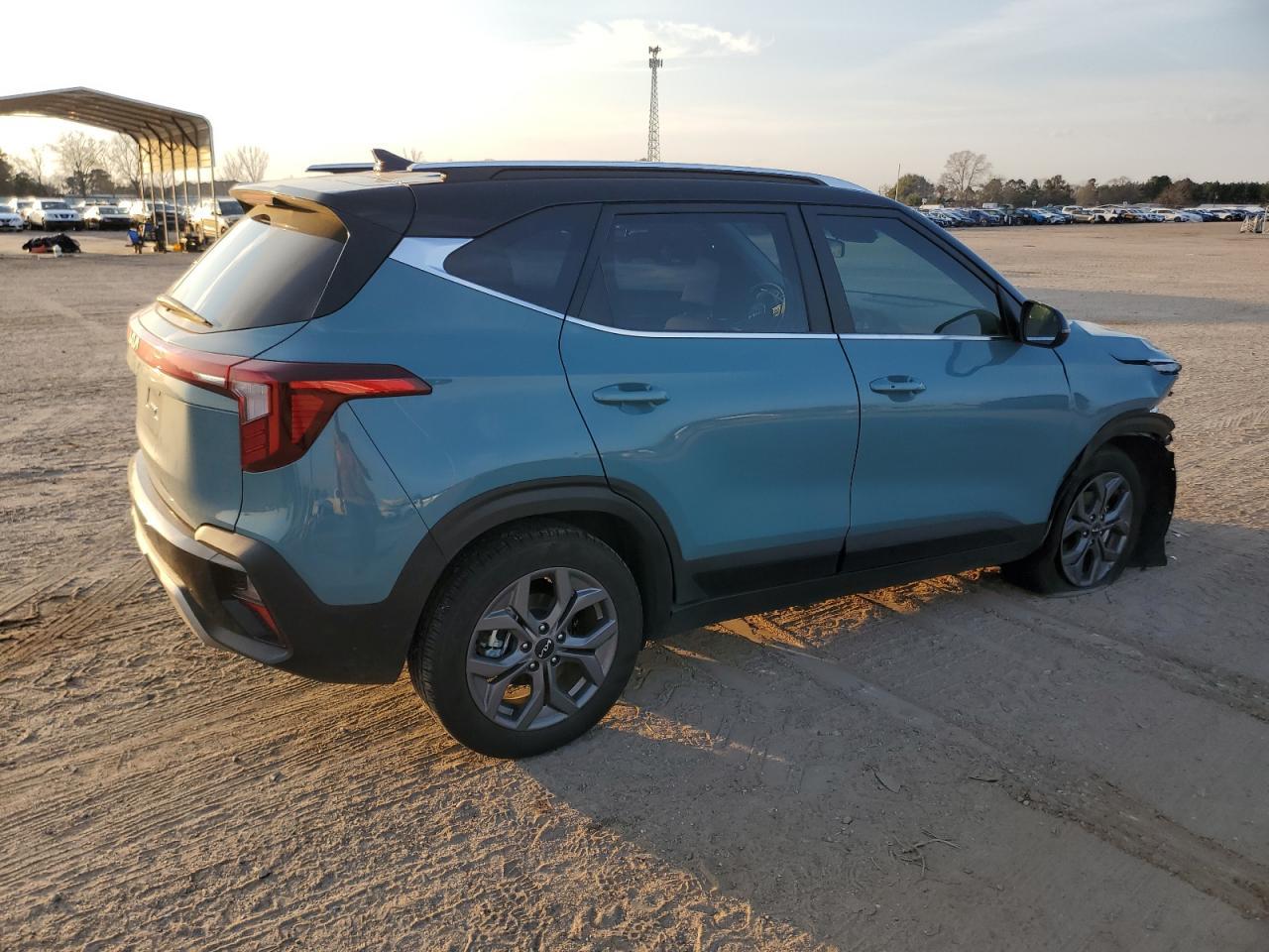 2024 Kia Seltos S - Фото 3