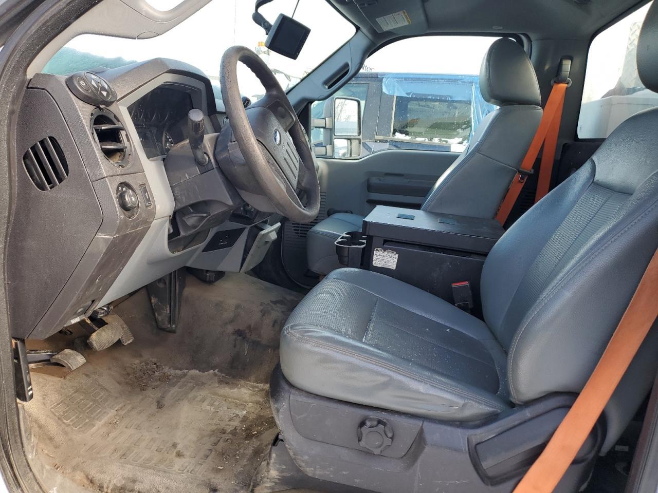 2015 Ford F450 Super Duty - Фото 7