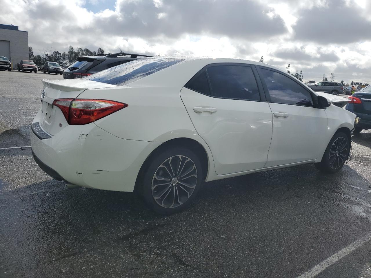 2015 Toyota Corolla L - Image 3