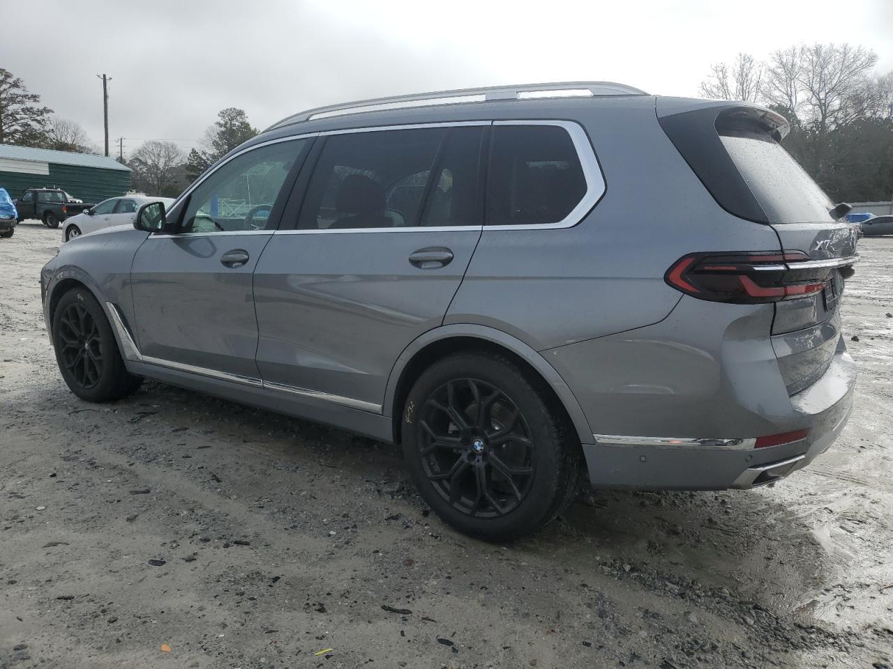 2024 BMW X7 xDrive40I - Фото 2