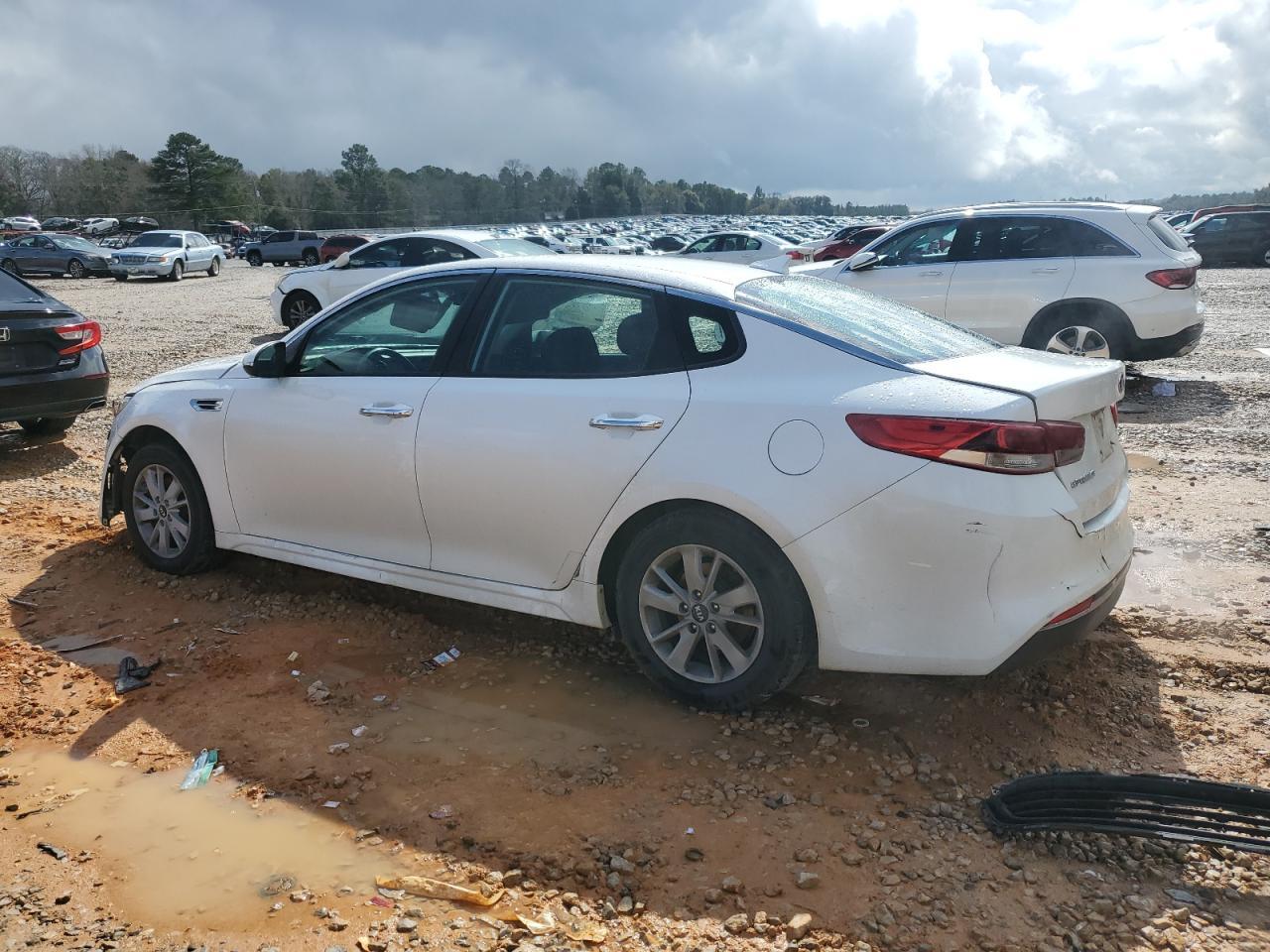 2018 Kia Optima Lx - Фото 2