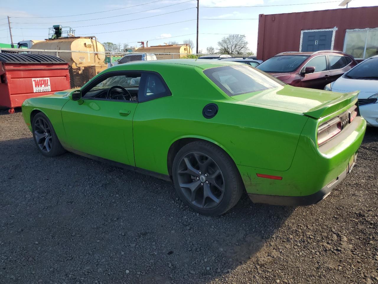 2017 Dodge Challenger Sxt - Image 2
