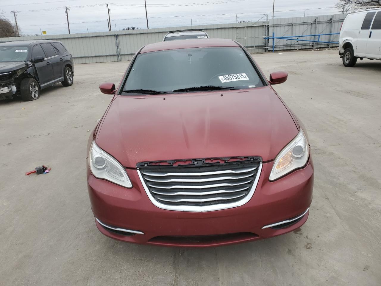 2013 Chrysler 200 Touring - Фото 5