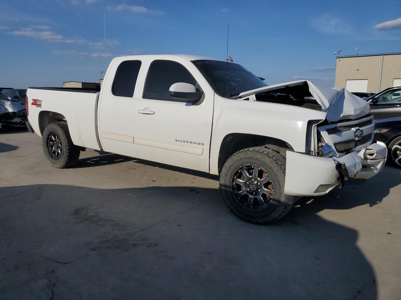 2010 Chevrolet Silverado K1500 Lt - Image 4