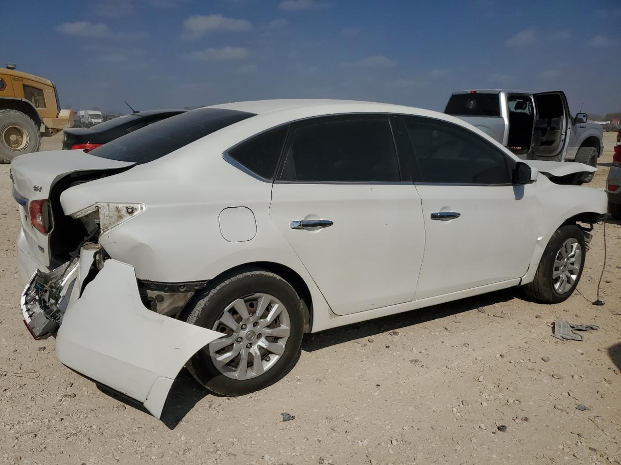 2013 Nissan Sentra S - Фото 3