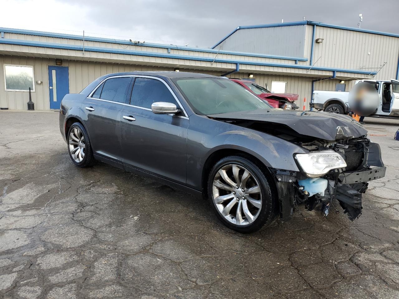 2019 Chrysler 300 Limited - Фото 4