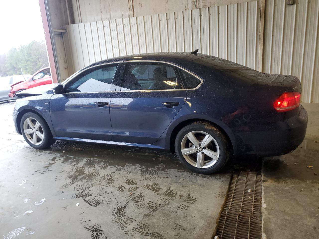 2015 Volkswagen Passat S - Image 2
