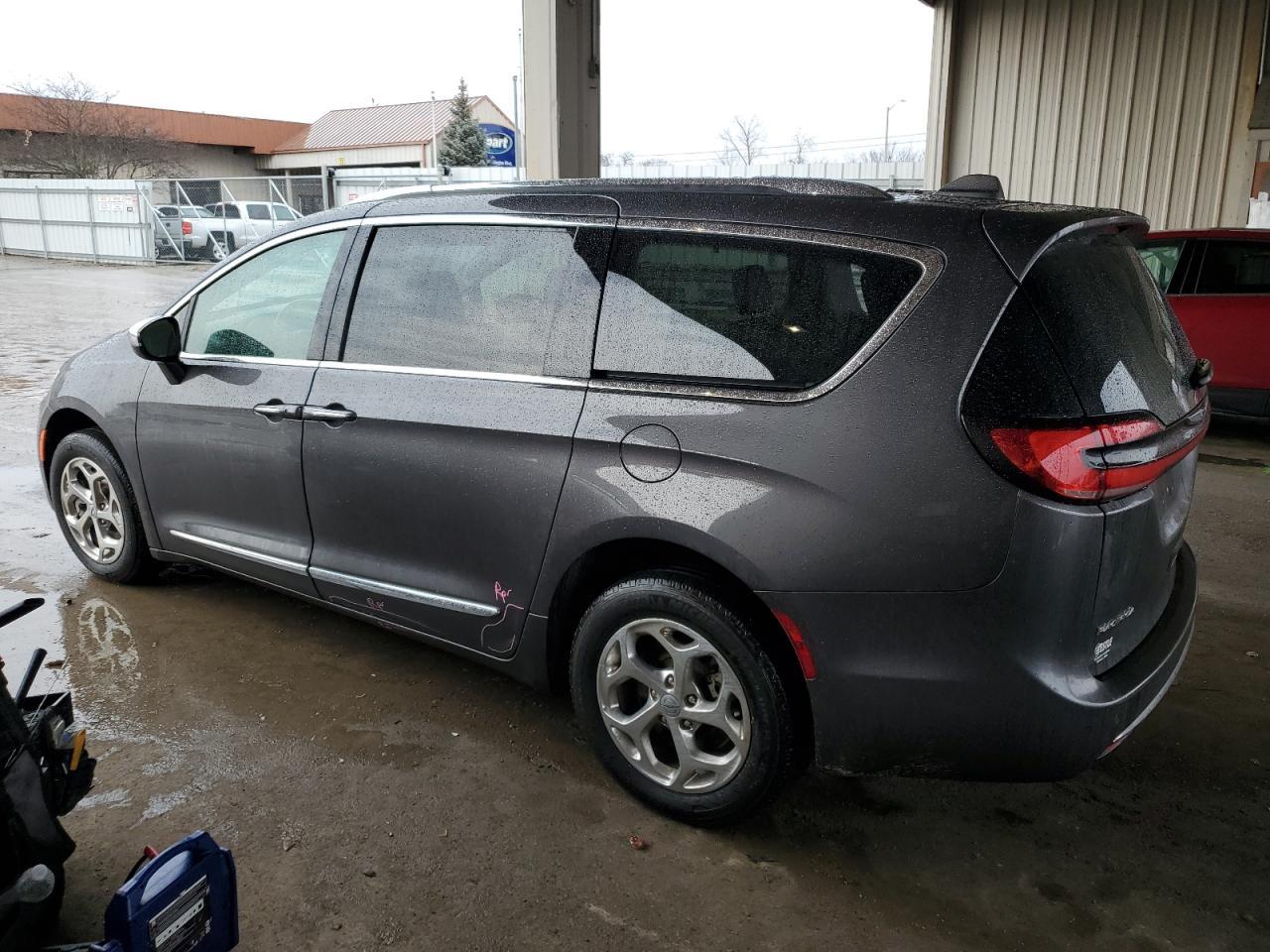 2021 Chrysler Pacifica Limited - Фото 2