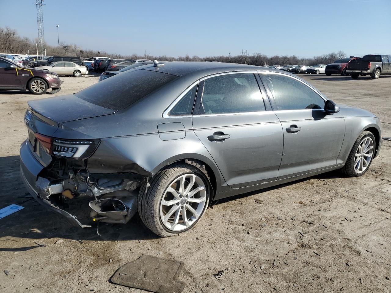 2019 Audi A4 Premium Plus - Фото 3