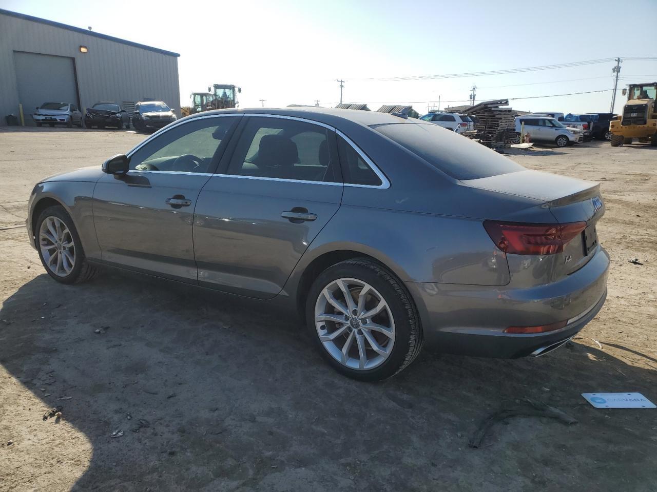 2019 Audi A4 Premium Plus - Фото 2