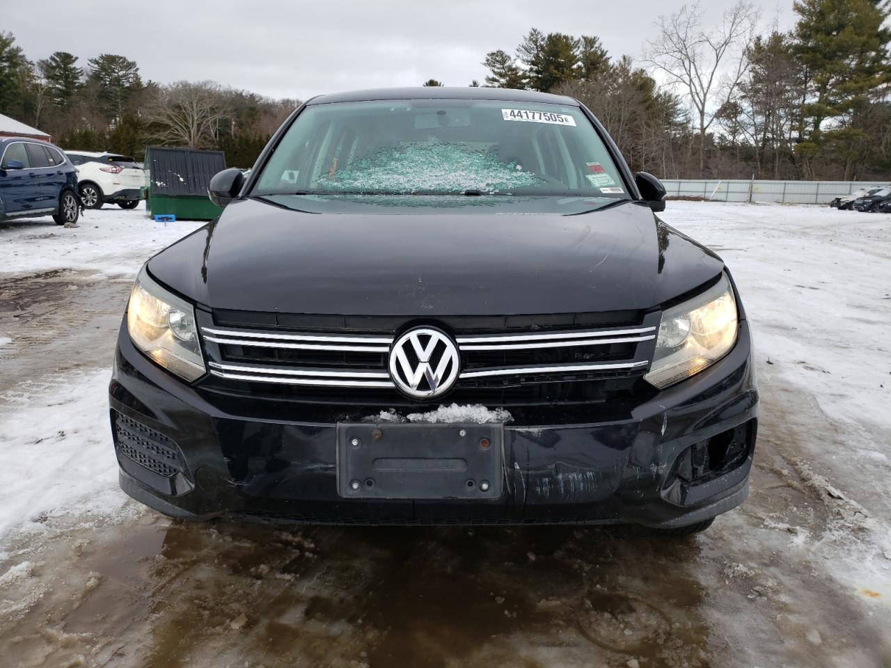 2013 Volkswagen Tiguan S - Фото 5
